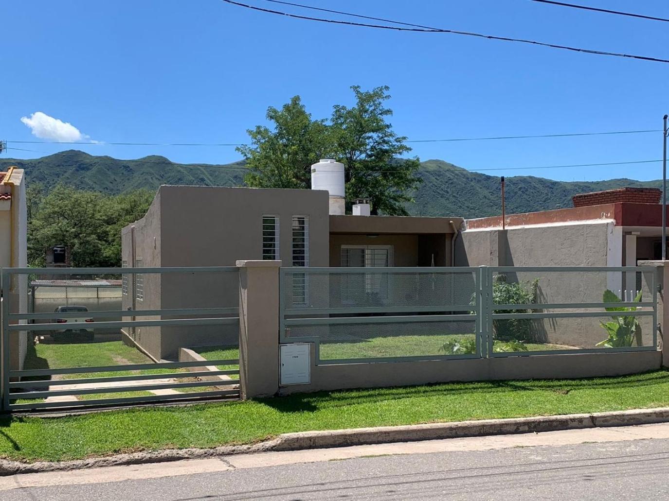 Casa Con Vista A Sierras